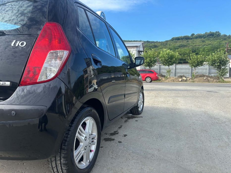 HYUNDAI i10 2009 — imagine 3