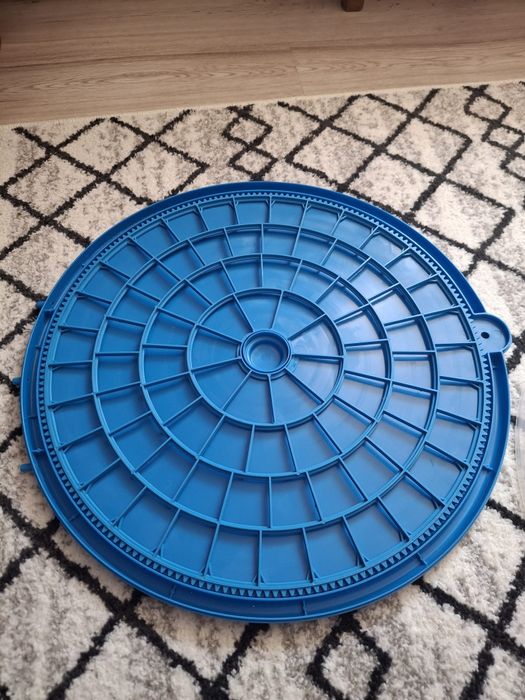 Vând incubator automat pentru oua