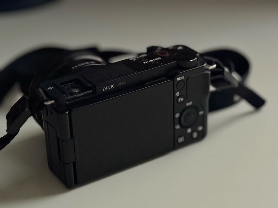 Фотоаппарат sony zv e10