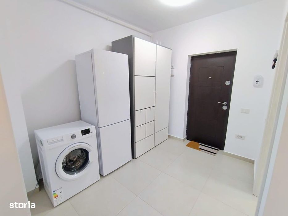 Berceni/Metrou-Garsoniera decomandata/bloc nou