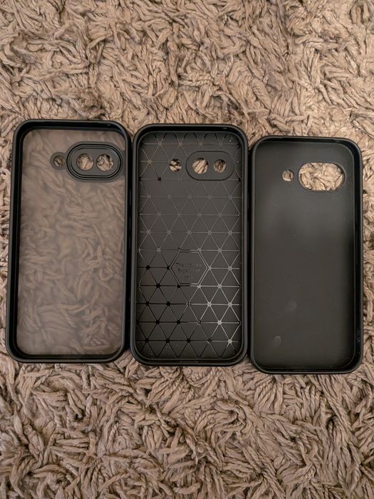 Vând 3 huse Google pixeli 7 și 3 huse Google pixel 9a