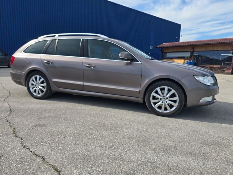 Skoda Superb 2011
