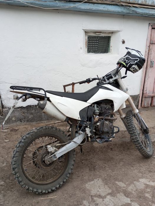 Продается Ауди 80 б3 и  эндурик