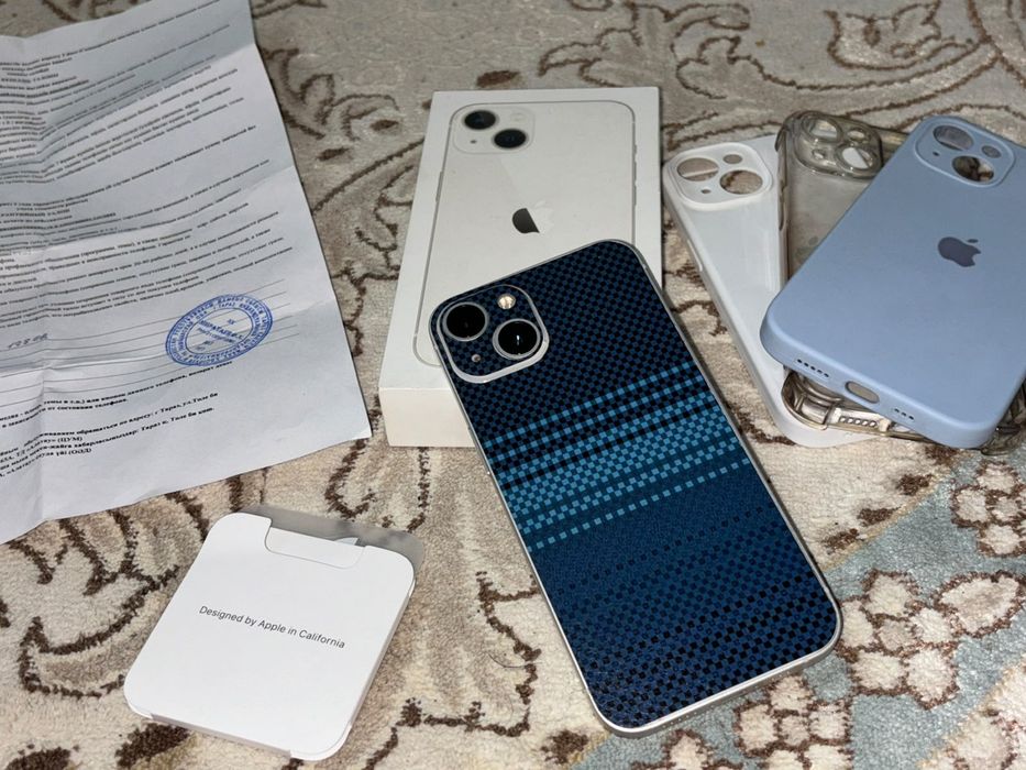 Продам Iphone 13