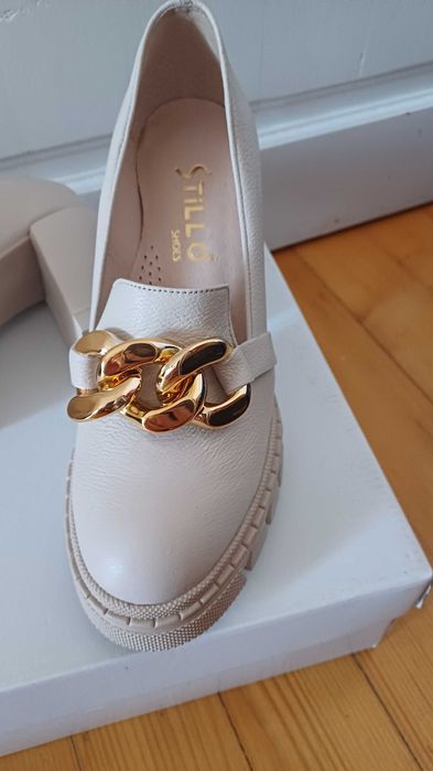 Дамски кожени обувки с висок ток 37 номер