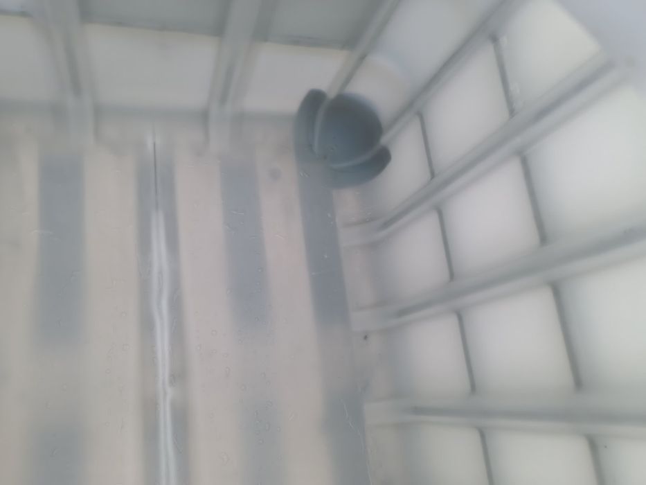 Бидони 1 тон и 220л