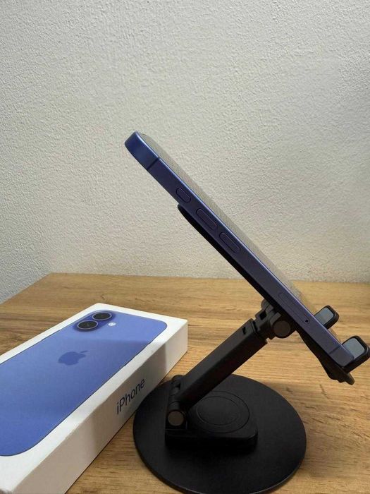 iPhone 16 128Gb Ultramarine