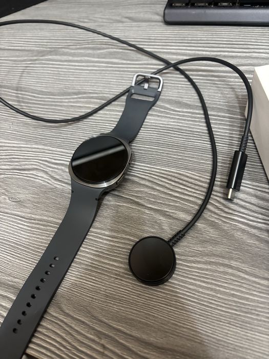 Продам Galaxy Watch 8