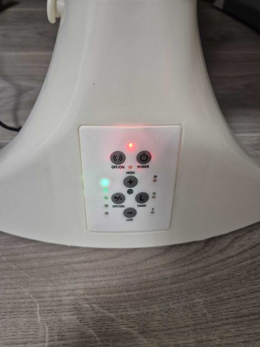 Balansoar electric cu telecomanda si melodii pentru belelusi!