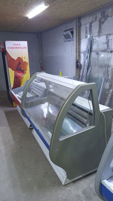 Витринные холодильники