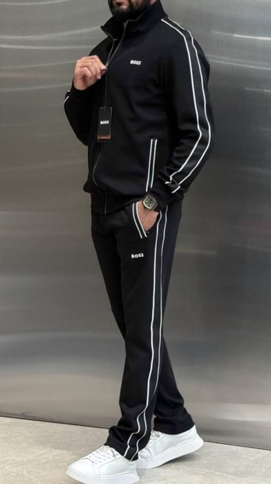 Trening barbati diferite modele