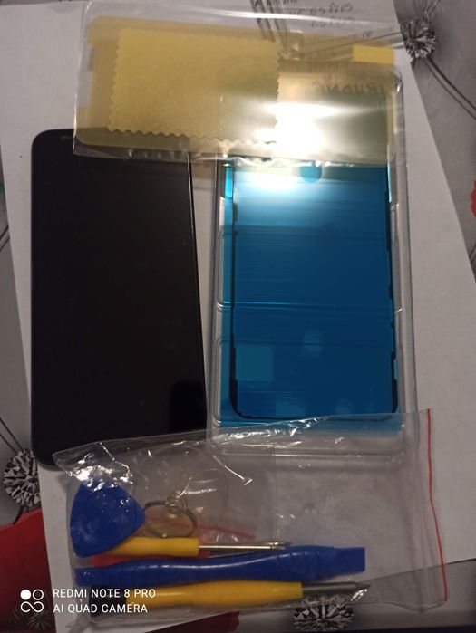 Display-uri telefoane iPhone, Samsung,Oppo, Xiaomi, iPad.100 Ron