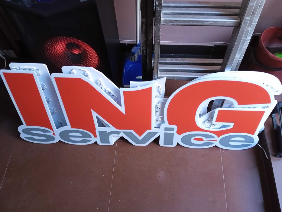 Рутерно рязане и гравиране до 122х142 см.