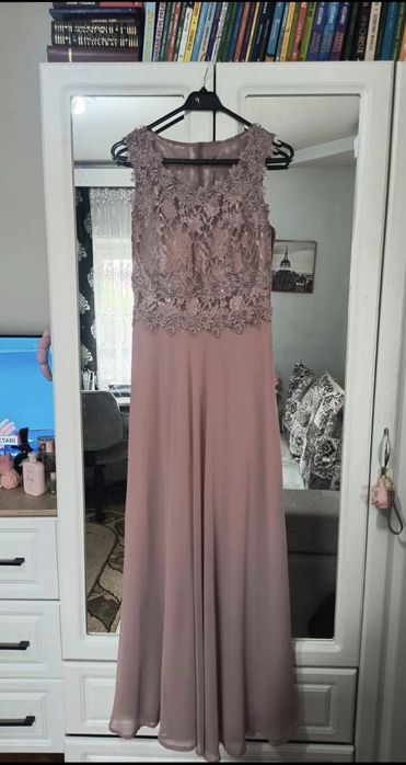 Rochie lungă roz