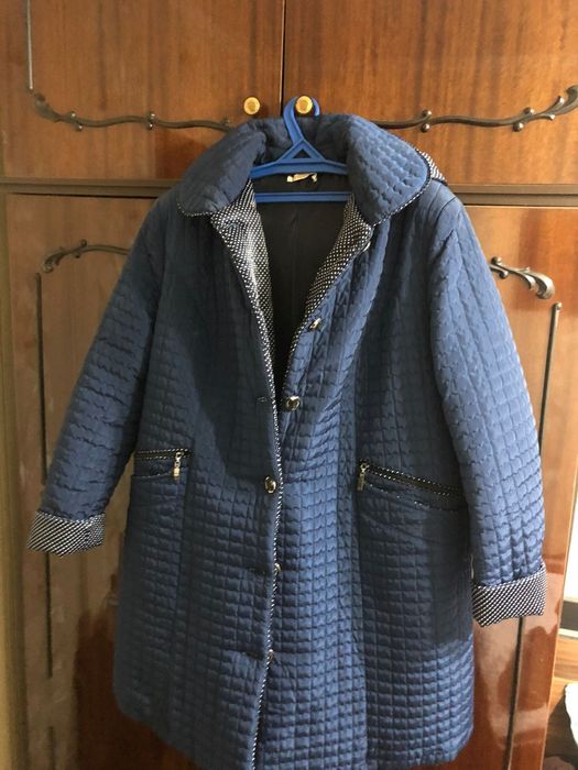 Продаётся женское пальто