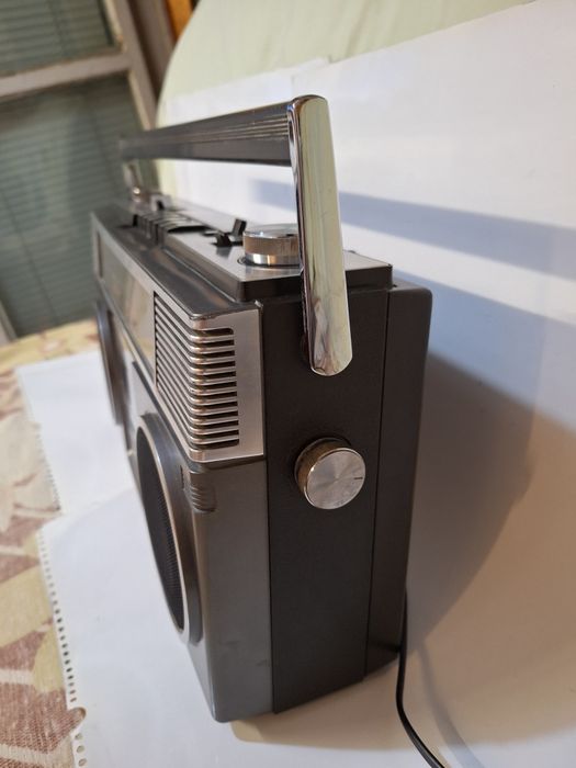 Радиокасетофон  "SONY CFS - 65S".