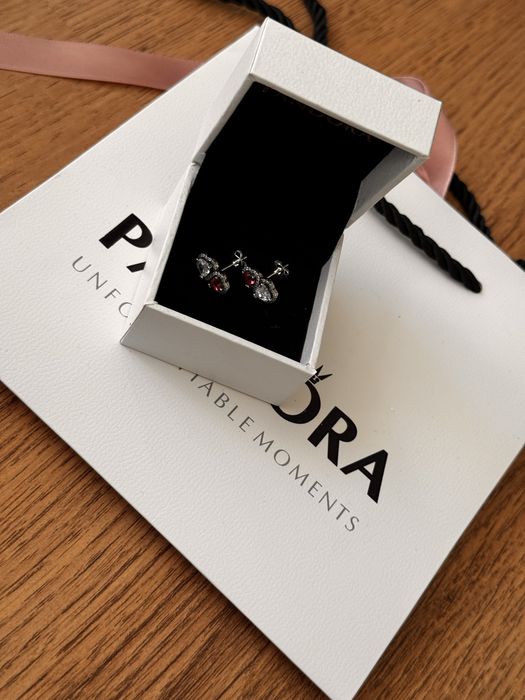Pandora обеци Пандора