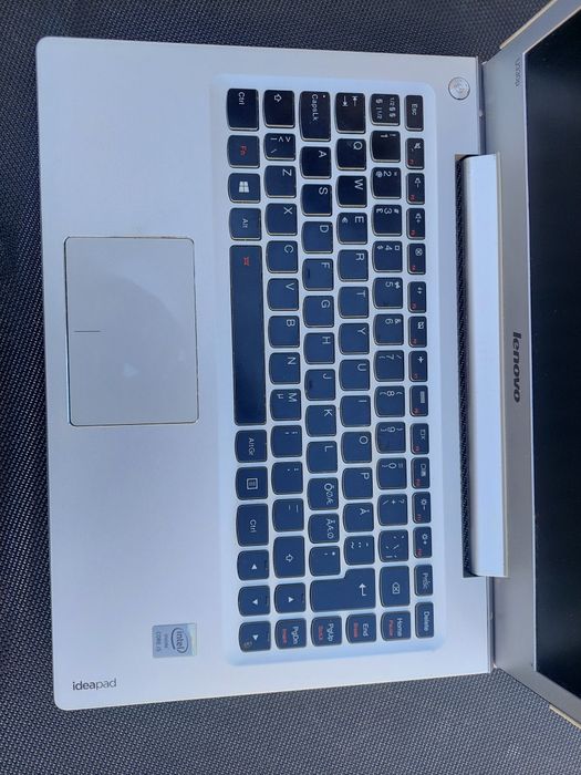 Laptop Lenovo Ideapd i5