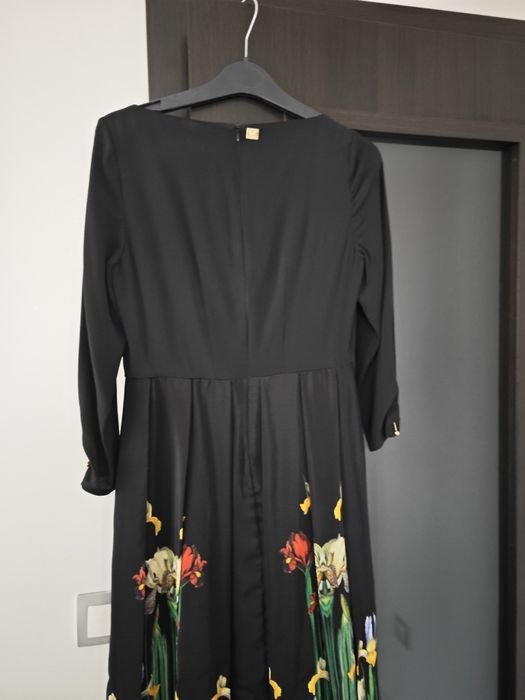 Оригинална рокля CAVAlII