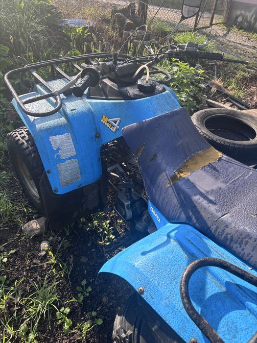 ATV Yamaha moto 4