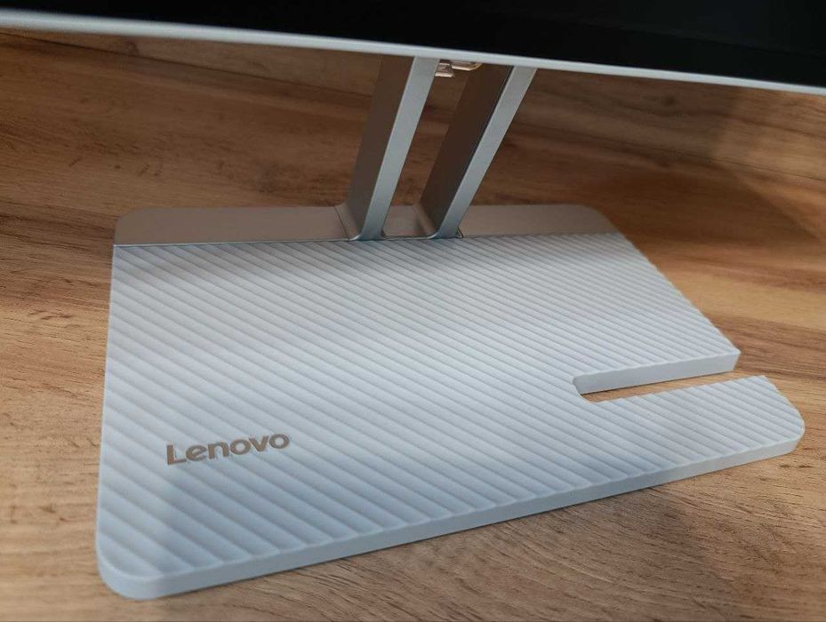 Монитор   Lenovo