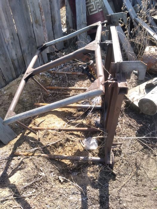Продам кун в сборе, вилы и ковш
