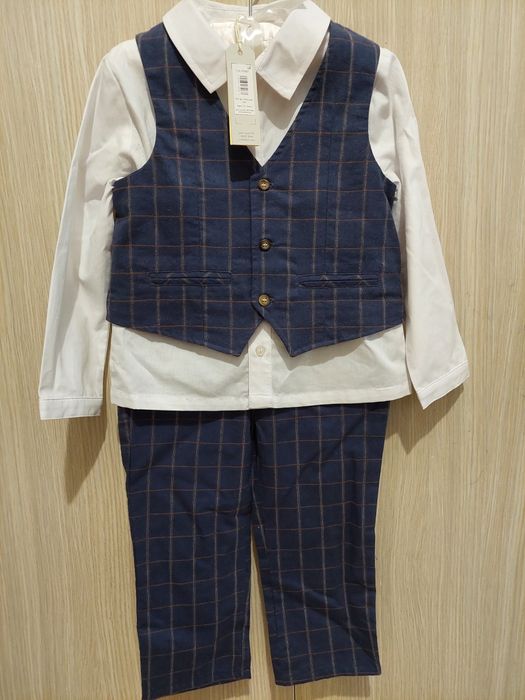 Costum baiat 2-3 ani nou