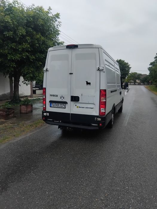 Iveco 3,5 t cu Ac