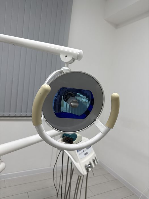 Продам стоматологический кресло