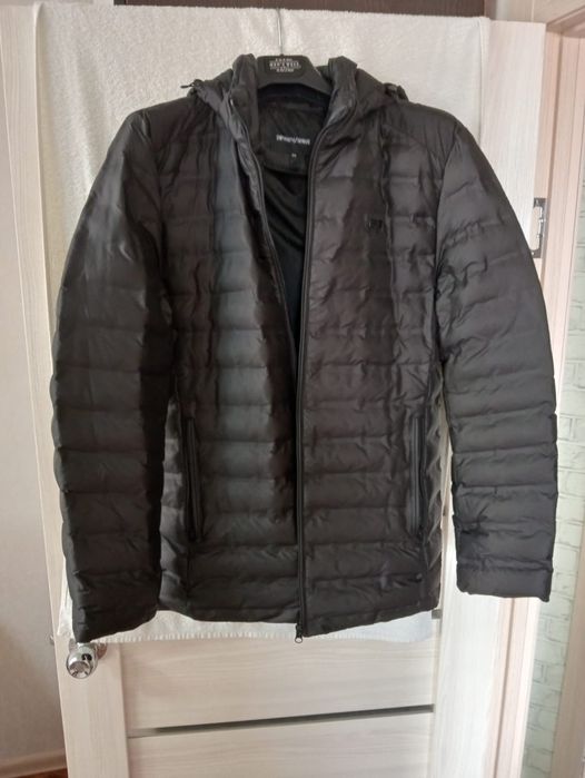 Продам куртку (демисезонная) мужскую