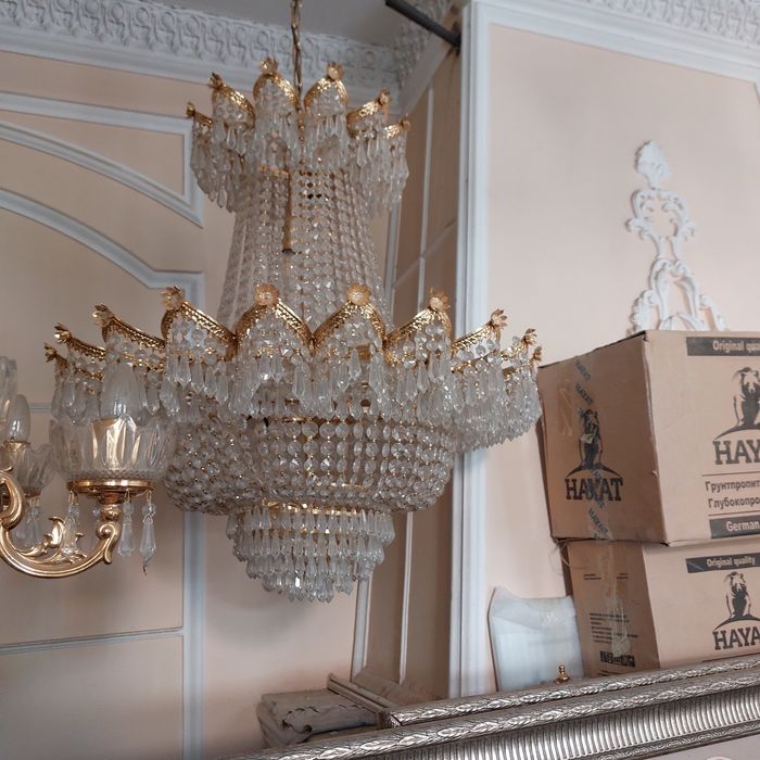 Продаются хрустальные люстры