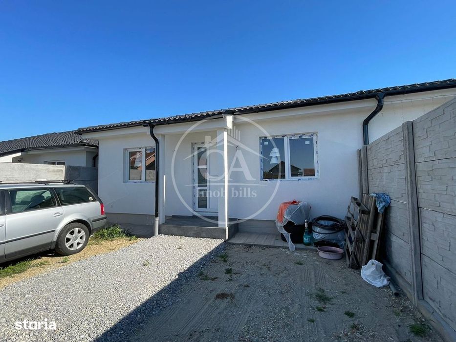 Casă de vânzare tip duplex cu 4 camere în Nojorid, Oradea.
