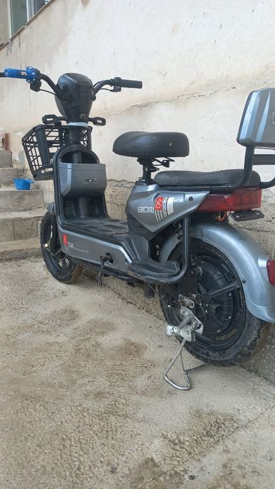 Продам скутер уступка будет