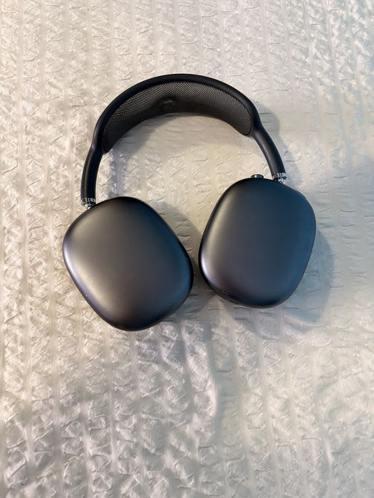 Vand casti apple airpods max