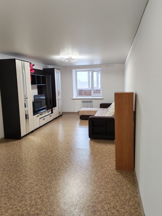 Продам квартиру однокомнатную Микрорайон Достык