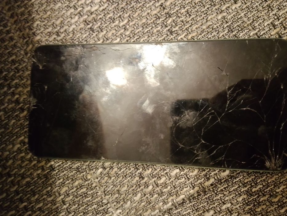 Продам телефон HONOR Х6В