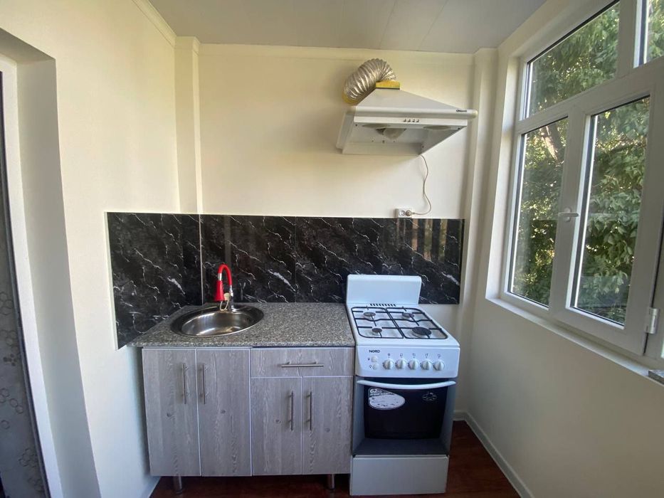 Samarqand Shahar Beruniy kuchasida 1xona kvartira ijaraga beriladi