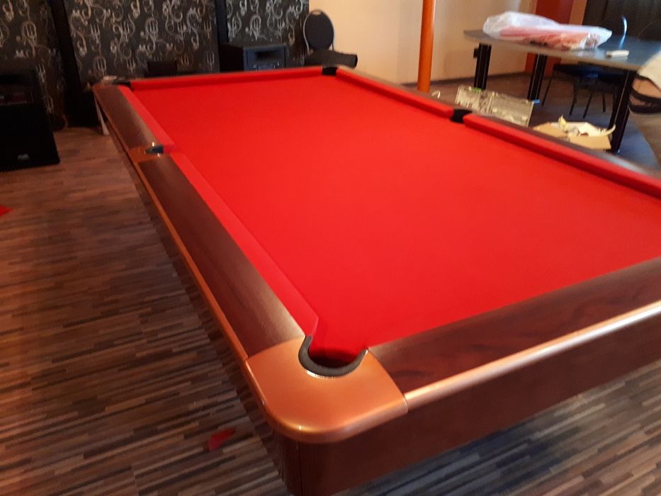 Buffalo biliard competition 9ft.
