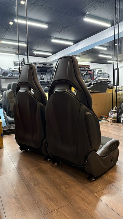 W177 AMG 4.5 alcantara.