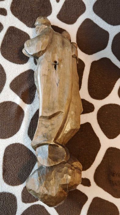 Statuie veche din lemn cu Maria si IIsus