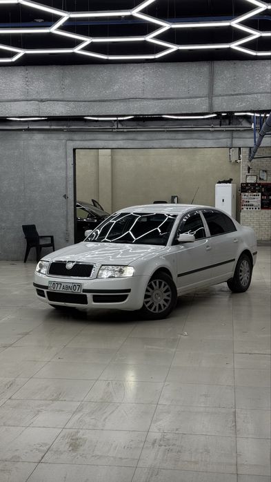 срочно Skoda superb 2006