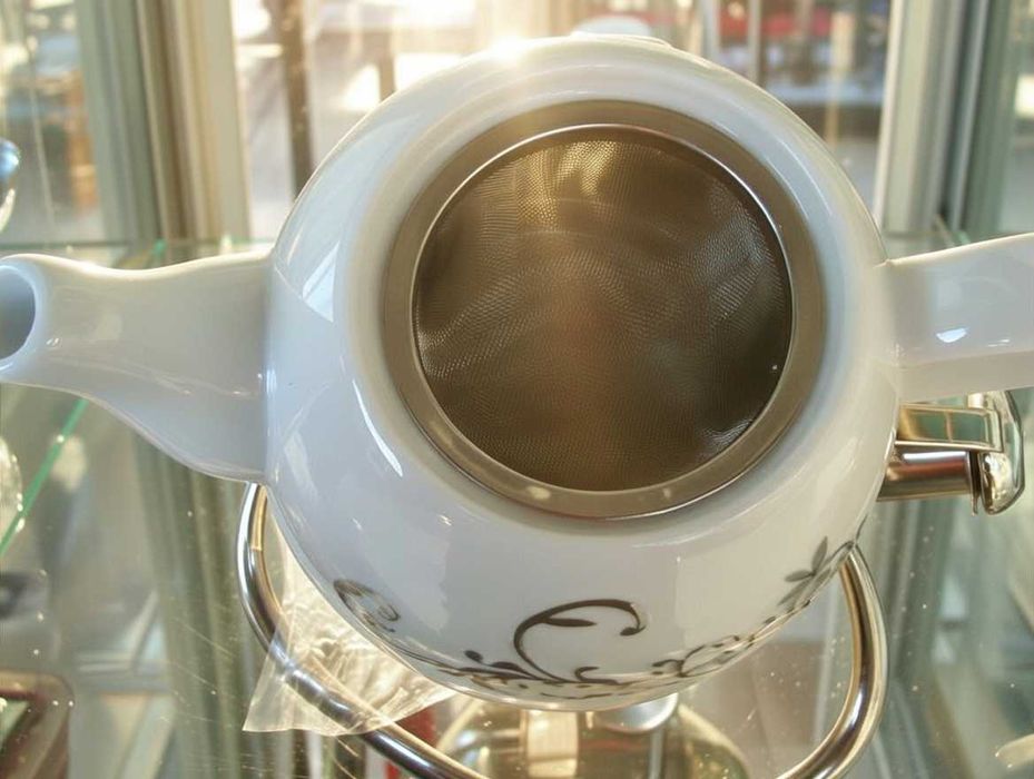 Чайник со свистком VICALINA 2в1.Новый.