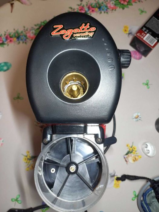 Професионална кафемелачка Ascaso i-1 700W с микрометрично регулиране