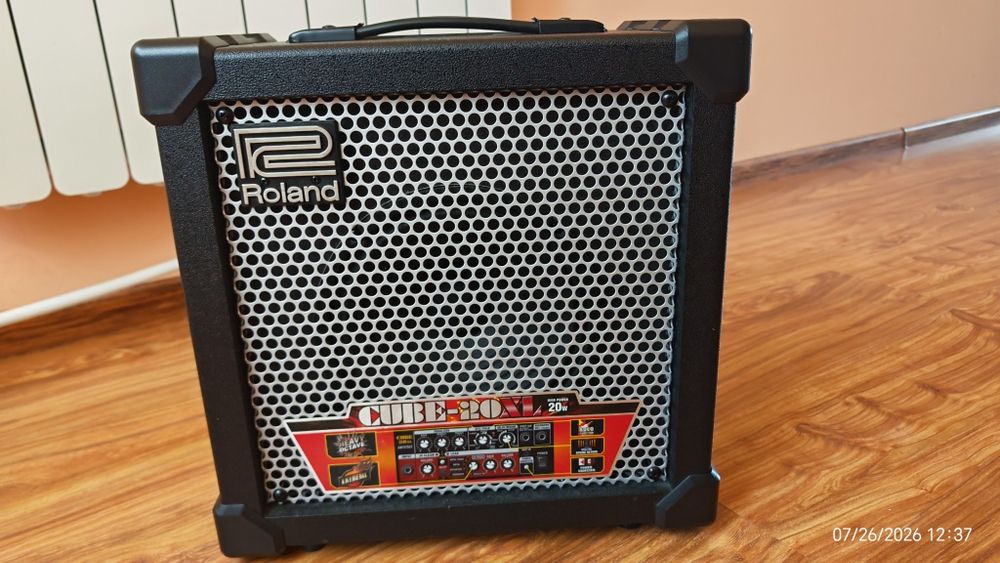 Усилвател за китара Roland cube 20XL