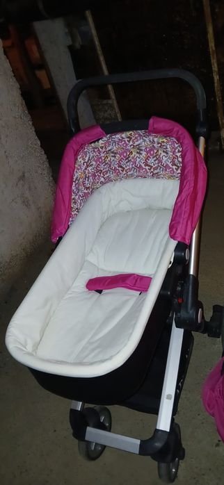 Căruț de tip sport / plimbare 3 în 1