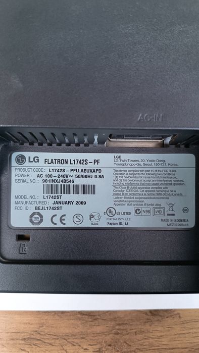 LG 17 monitor komp va nout uchun