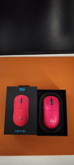 Logitech G PRO X SUPERLIGHT magenta