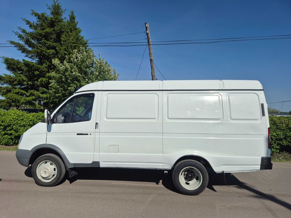 Продам газель бизнес цельнометаллическая