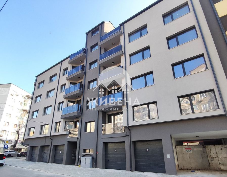 Продава се Тристаен апартамент в Варна, Лятно кино Тракия - 84 кв.м за 1318 €/кв.м - Снимка #2