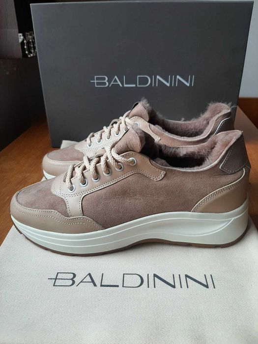 Дамски спортни обувки с вълна Baldinini